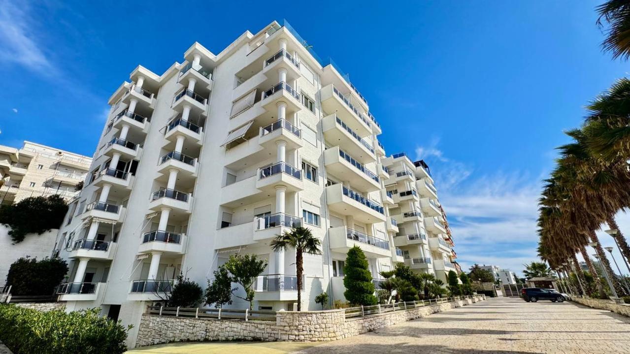 White Sea View Residence Sarandë Eksteriør bilde
