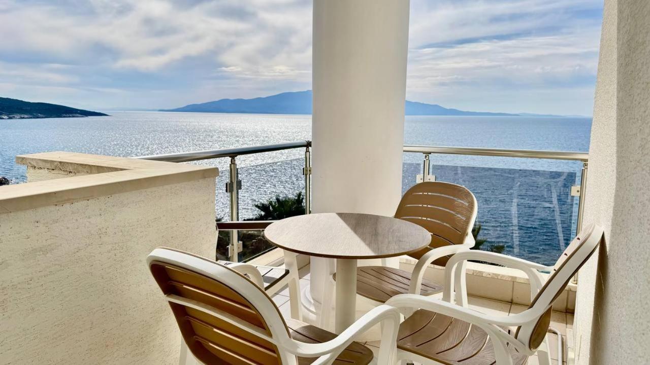 White Sea View Residence Sarandë Eksteriør bilde
